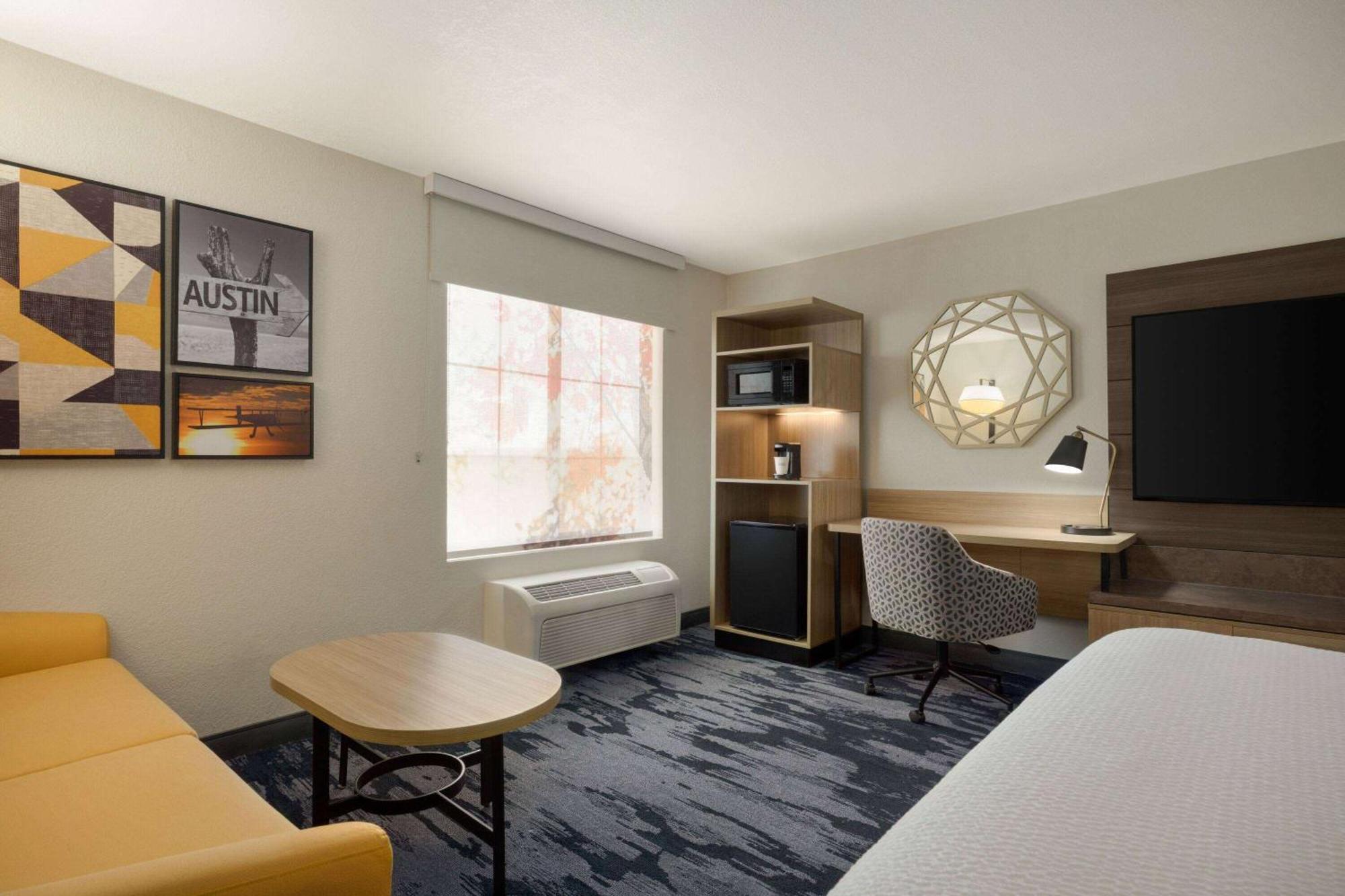 La Quinta By Wyndham Austin Southwest Hotel Екстериор снимка