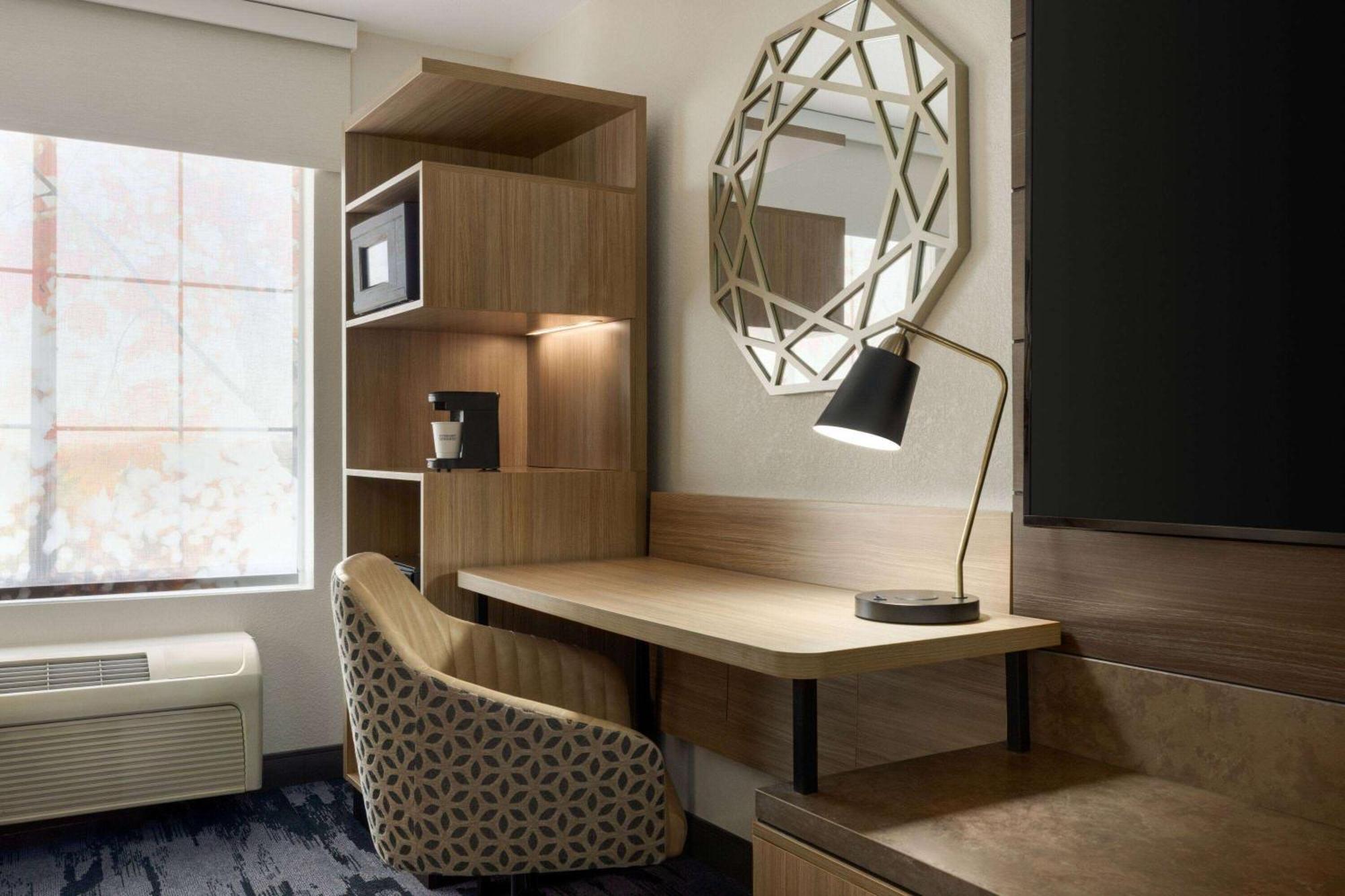 La Quinta By Wyndham Austin Southwest Hotel Екстериор снимка