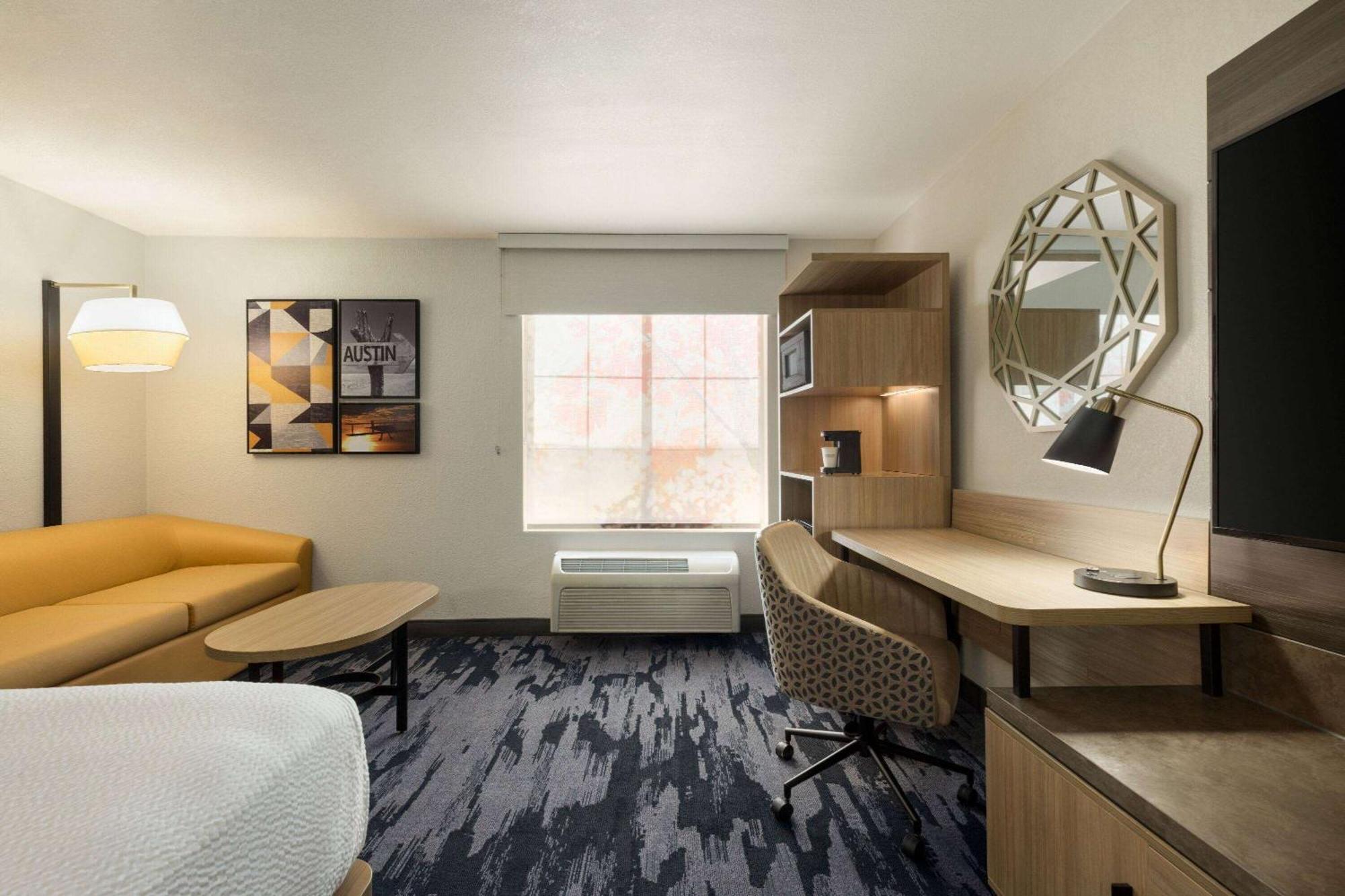La Quinta By Wyndham Austin Southwest Hotel Екстериор снимка