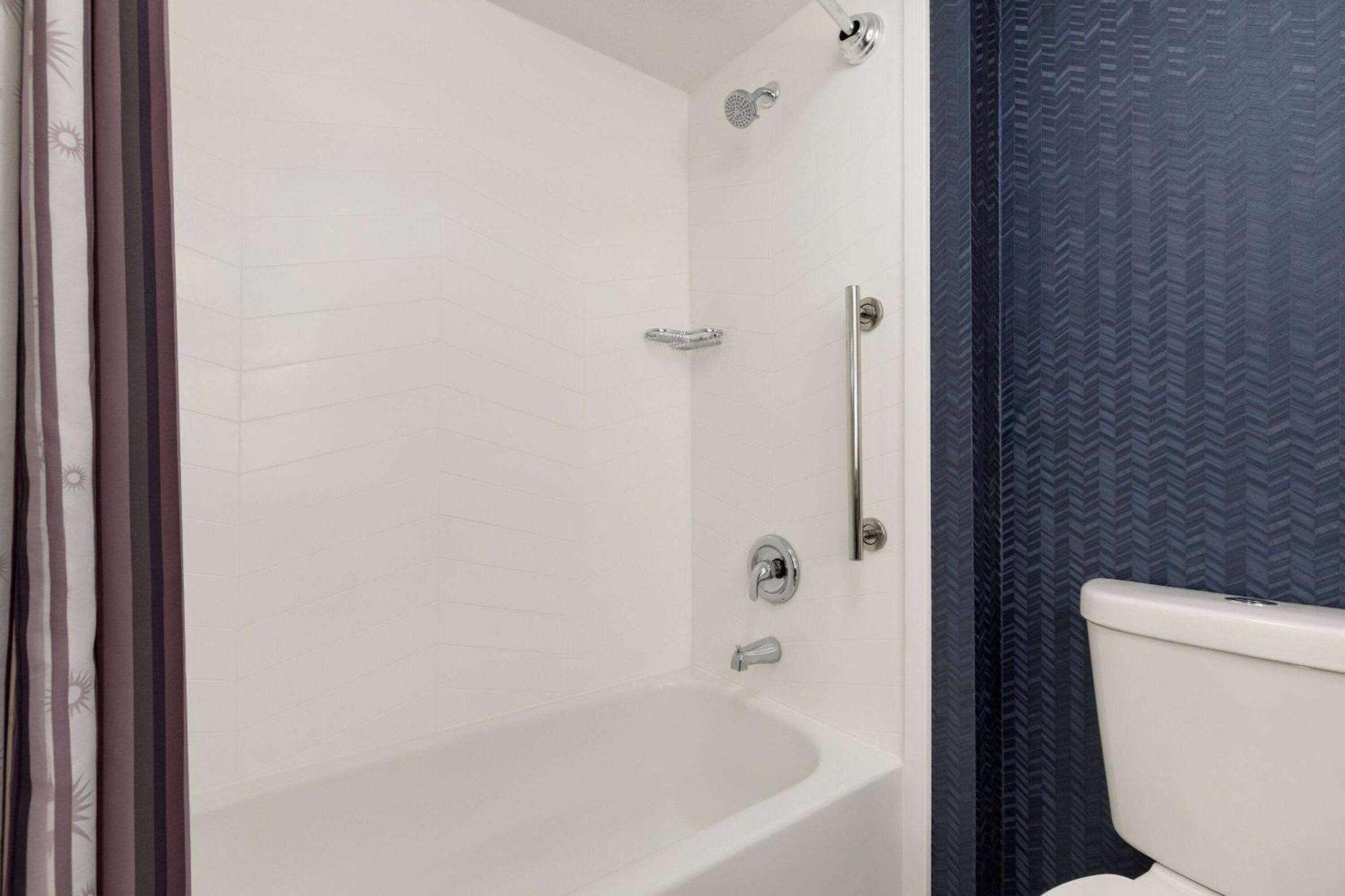 La Quinta By Wyndham Austin Southwest Hotel Екстериор снимка